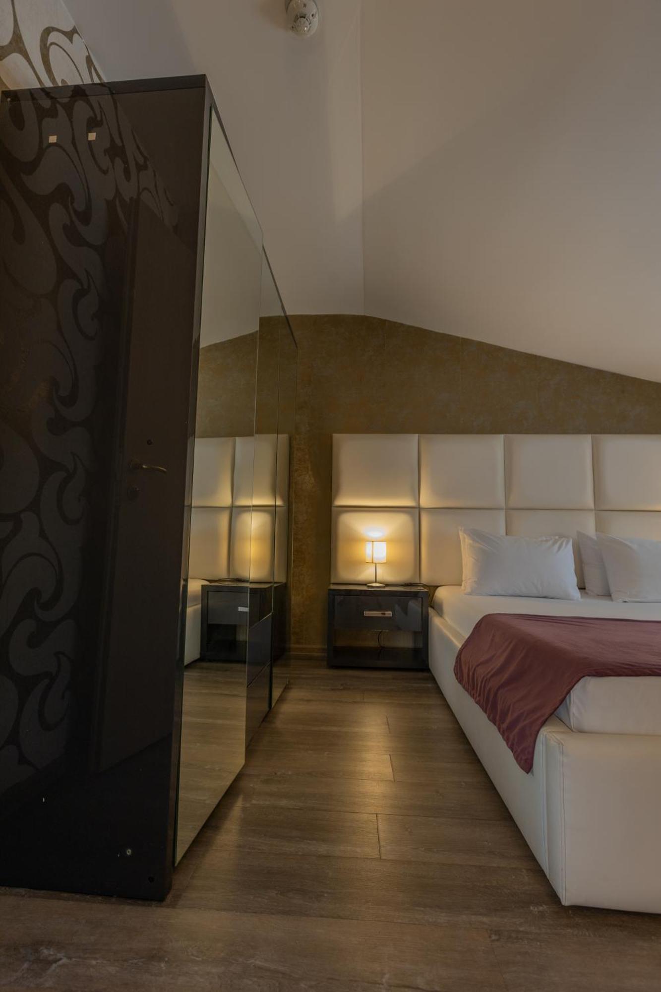 Hotel Corvaris Bucharest Luaran gambar